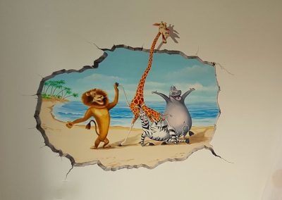 muurschildering babykamer madagascar