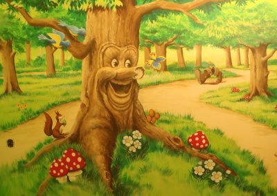 muurschildering-kinderdagverblijf-sprookjesboom