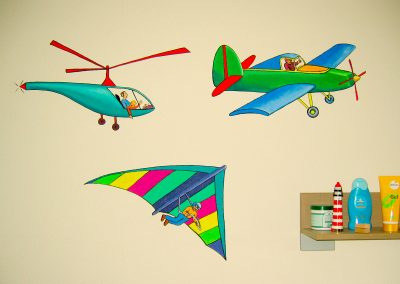 muurschildering-babykamer-vliegtuigen